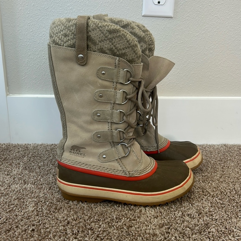 Women’s Sorel Snow Boots - Size 7